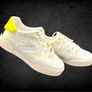 Stella McCartney White & Neon Leather Trainers
With the box
Size: EU 37 /US 6.5